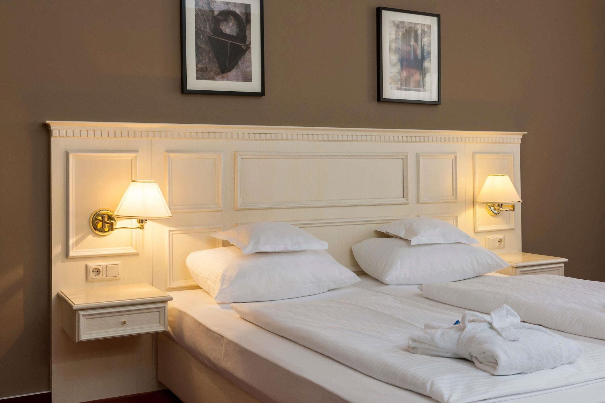 Wyndham Garden Quedlinburg Stadtschloss Ngoại thất bức ảnh
